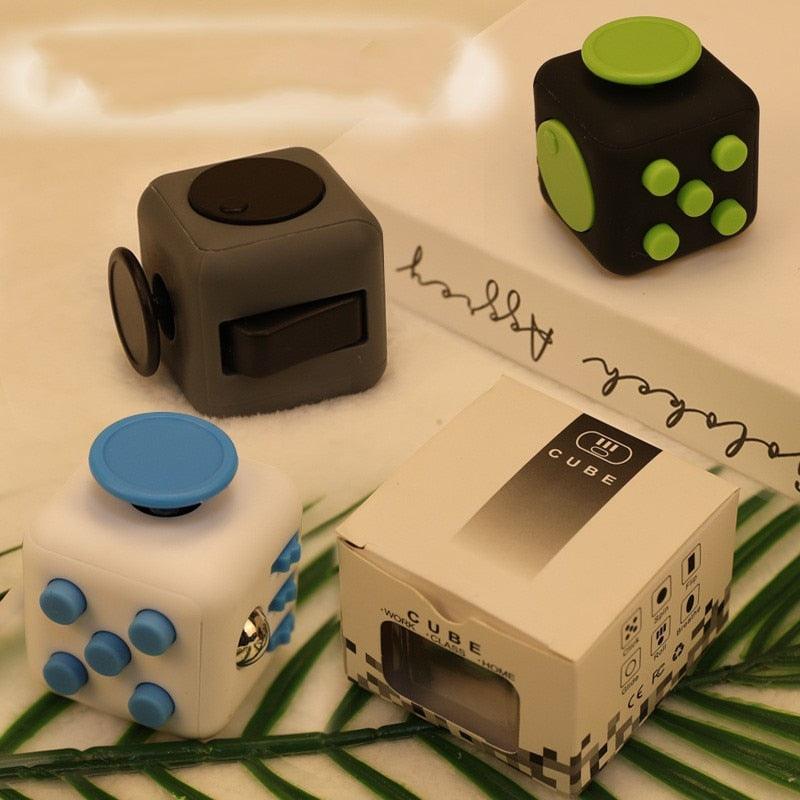 Anti-Stress and Stimming Dice Toy for People with Autism, ADHD and other Neurodivergent Conditions - Autism Apparel