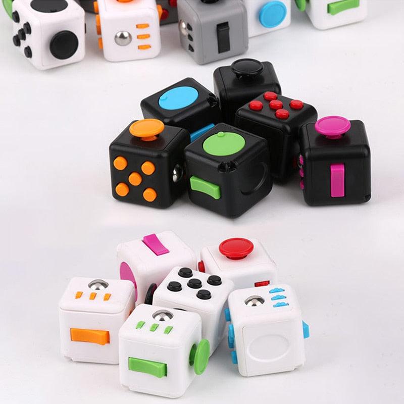 Anti-Stress and Stimming Dice Toy for People with Autism, ADHD and other Neurodivergent Conditions - Autism Apparel